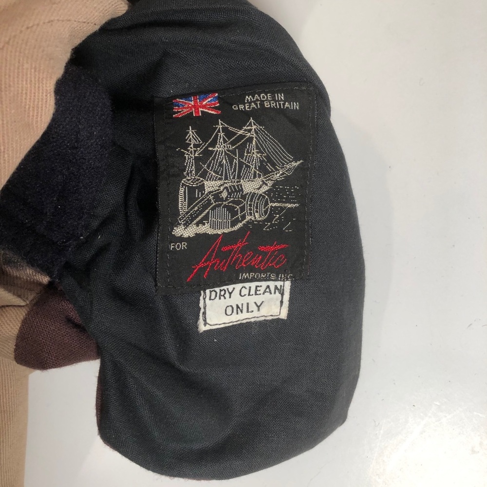 Made In England Reverse Coat - Picture 5 of 10
